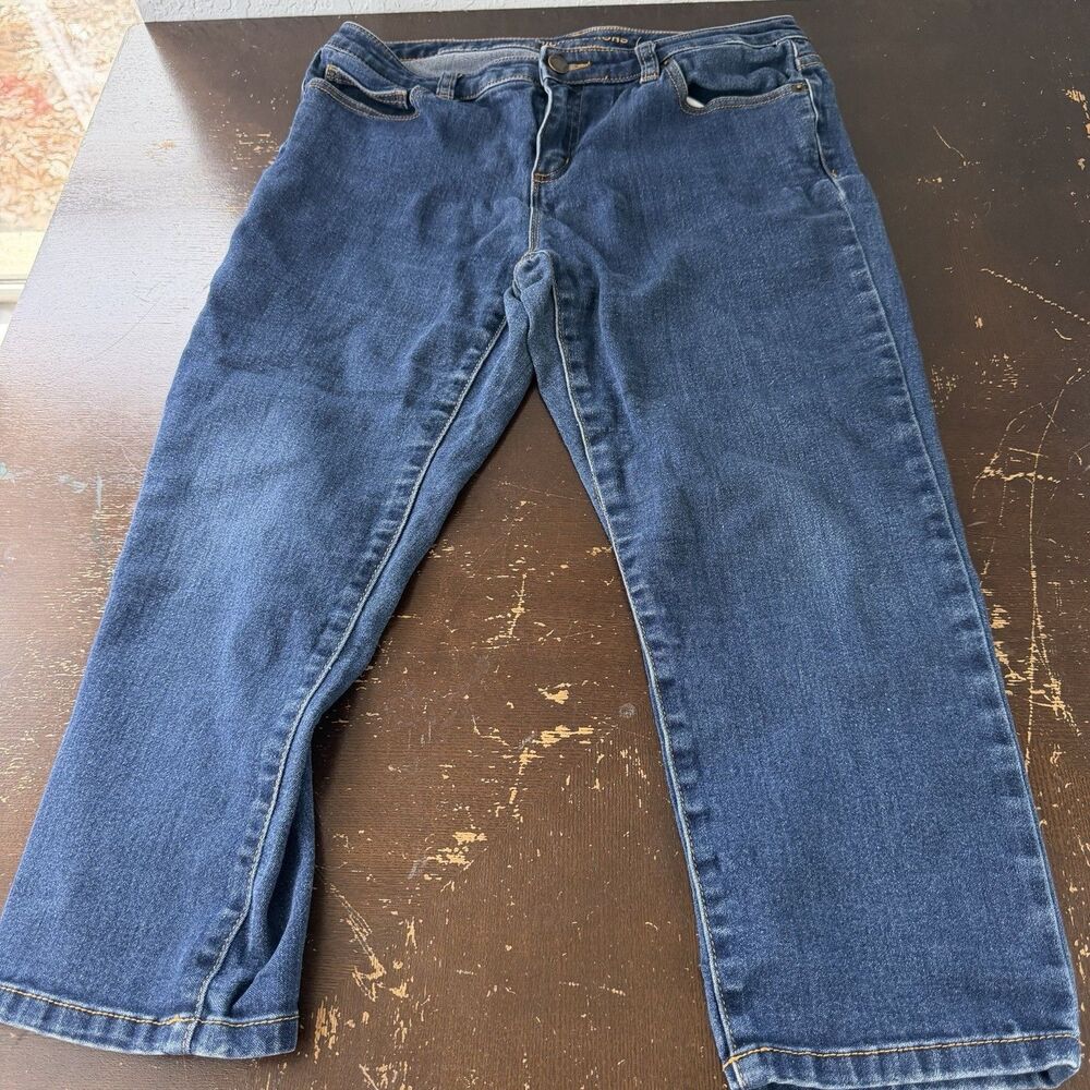 Michael Kors Womens Size 10 Denim Blue Jeans 20” Inseam Straight Leg Metal Logo